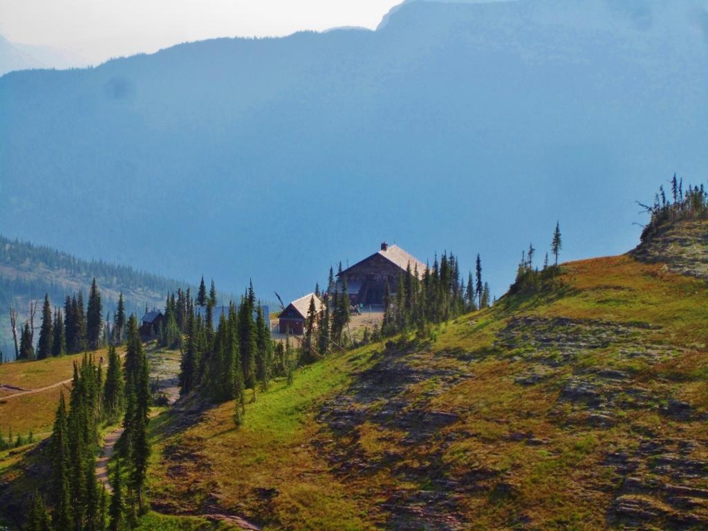 Dancing Bears Inn East Glacier Park Village Экстерьер фото